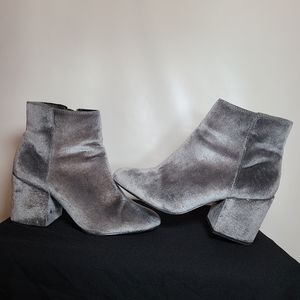ALDO velvet booties size 9
